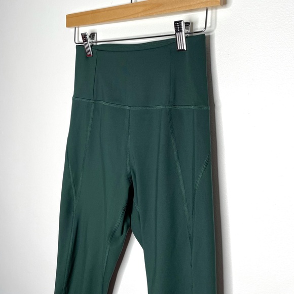 Girlfriend Collective Moss 23 3/4 HighRise Legging - Picture 5 of 8